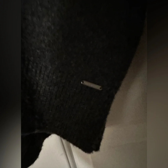 ‼️NWT‼️ Superdry Isabella Slouch SOFT V Neck Knit Sweater US 6 Dark Gray Warm - Picture 5 of 7